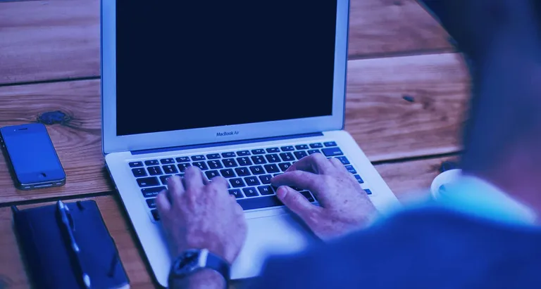 Imagen de portada del artículo «La Tecnología en la Administración»